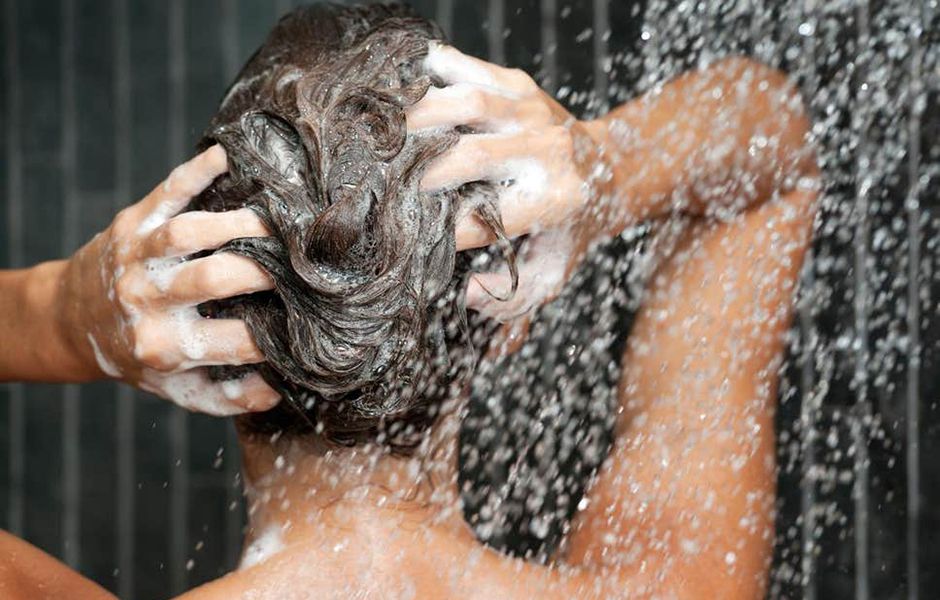 how to get rid of dry hair and dry scalp 32423434234 - چگونه از شر مو و پوست سر خشک خلاص شویم؟